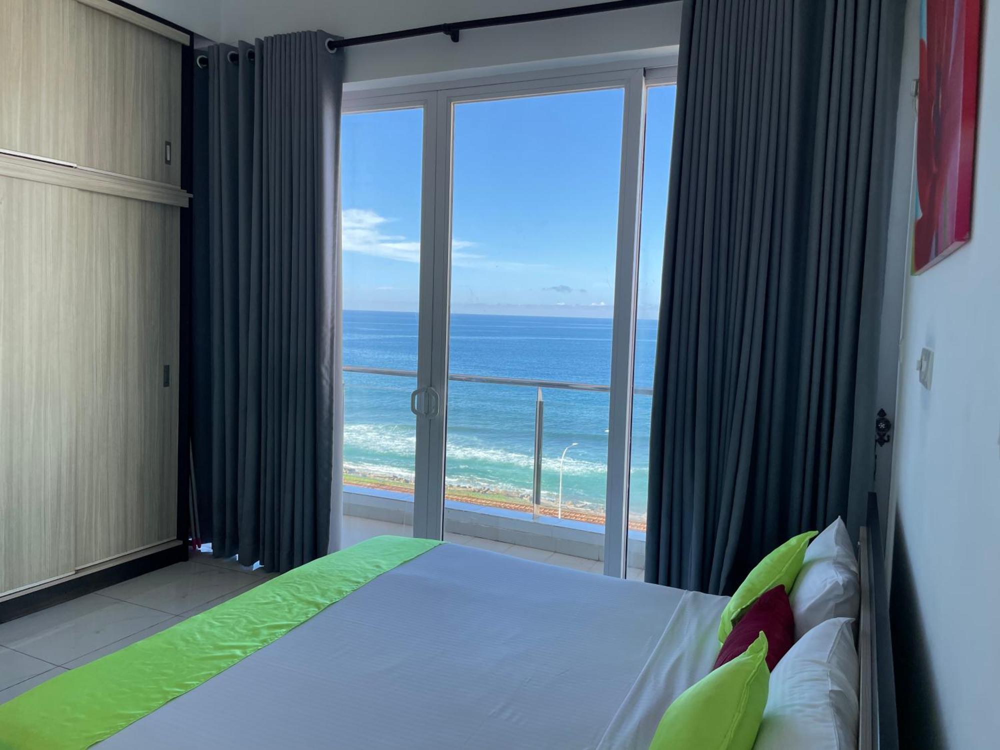 Appartamento Next To An Indian Ocean Colombo Esterno foto